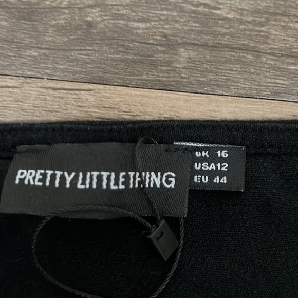 Black cutout romper - Picture 4 of 4